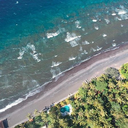 Bondalem Bliss - Luxury Beachfront Villa Tejakula Luaran gambar