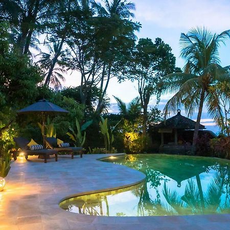 Bondalem Bliss - Luxury Beachfront Villa Tejakula Luaran gambar