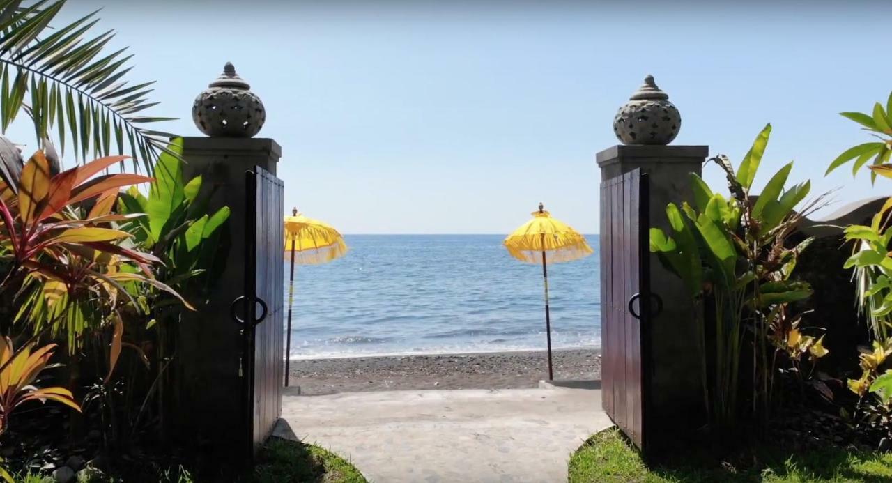 Bondalem Bliss - Luxury Beachfront Villa Tejakula Luaran gambar