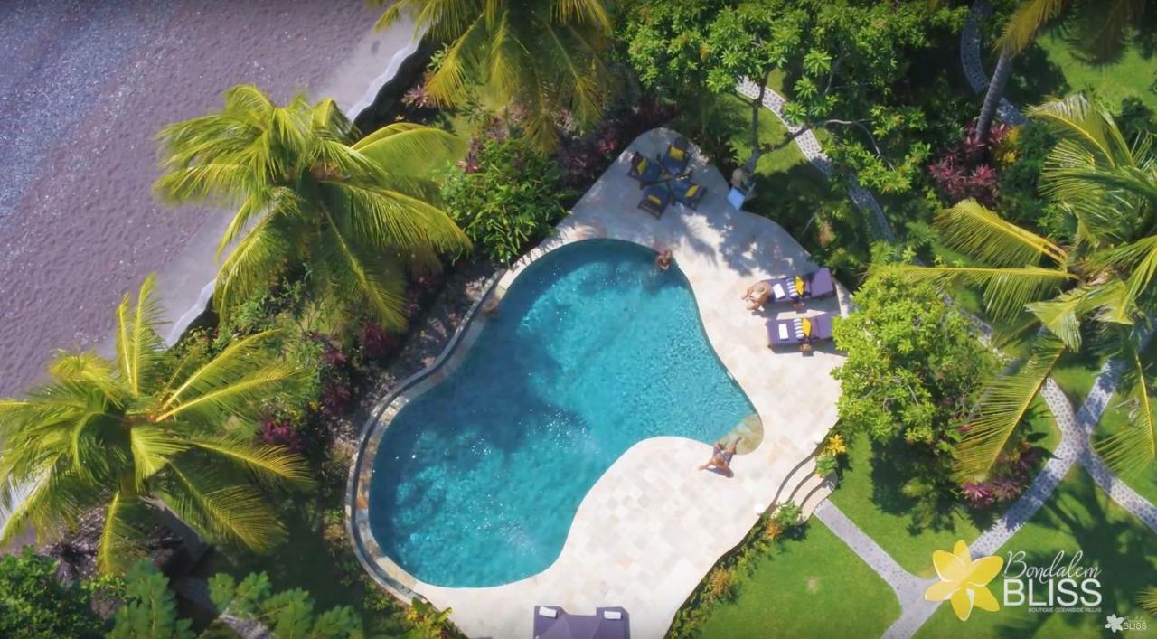 Bondalem Bliss - Luxury Beachfront Villa Tejakula Luaran gambar