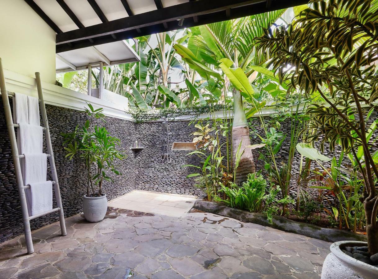 Bondalem Bliss - Luxury Beachfront Villa Tejakula Luaran gambar