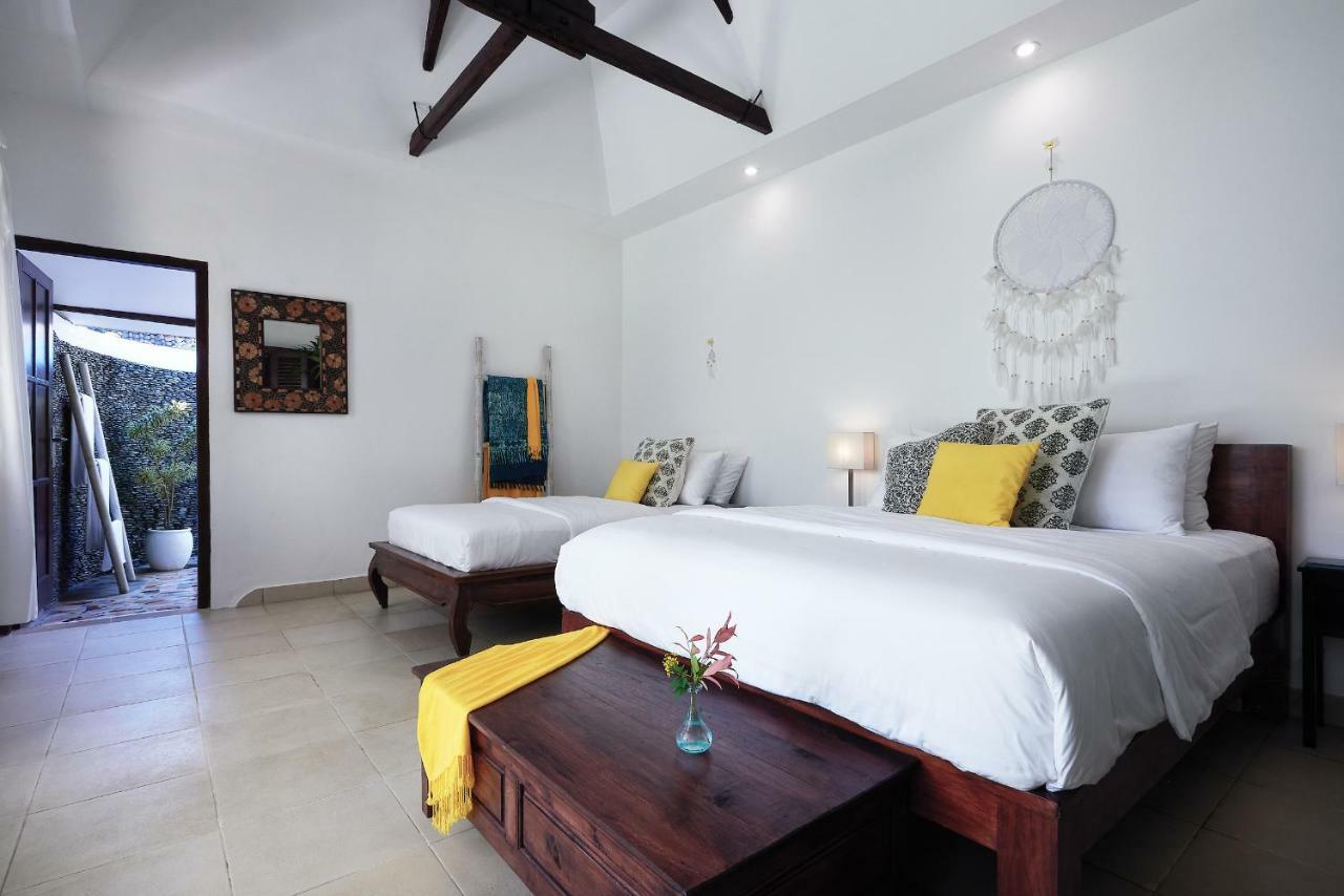 Bondalem Bliss - Luxury Beachfront Villa Tejakula Luaran gambar